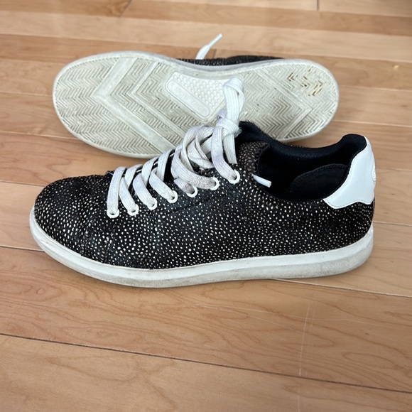 Tory Burch Sneakers - Picture 3 of 7